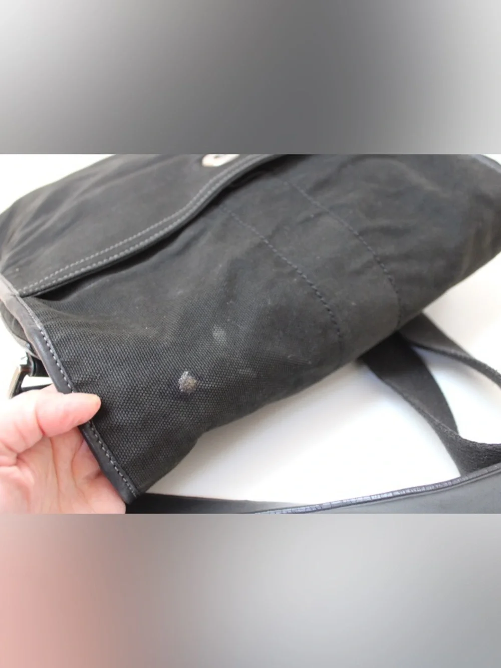 Vintage Coach messenger bag